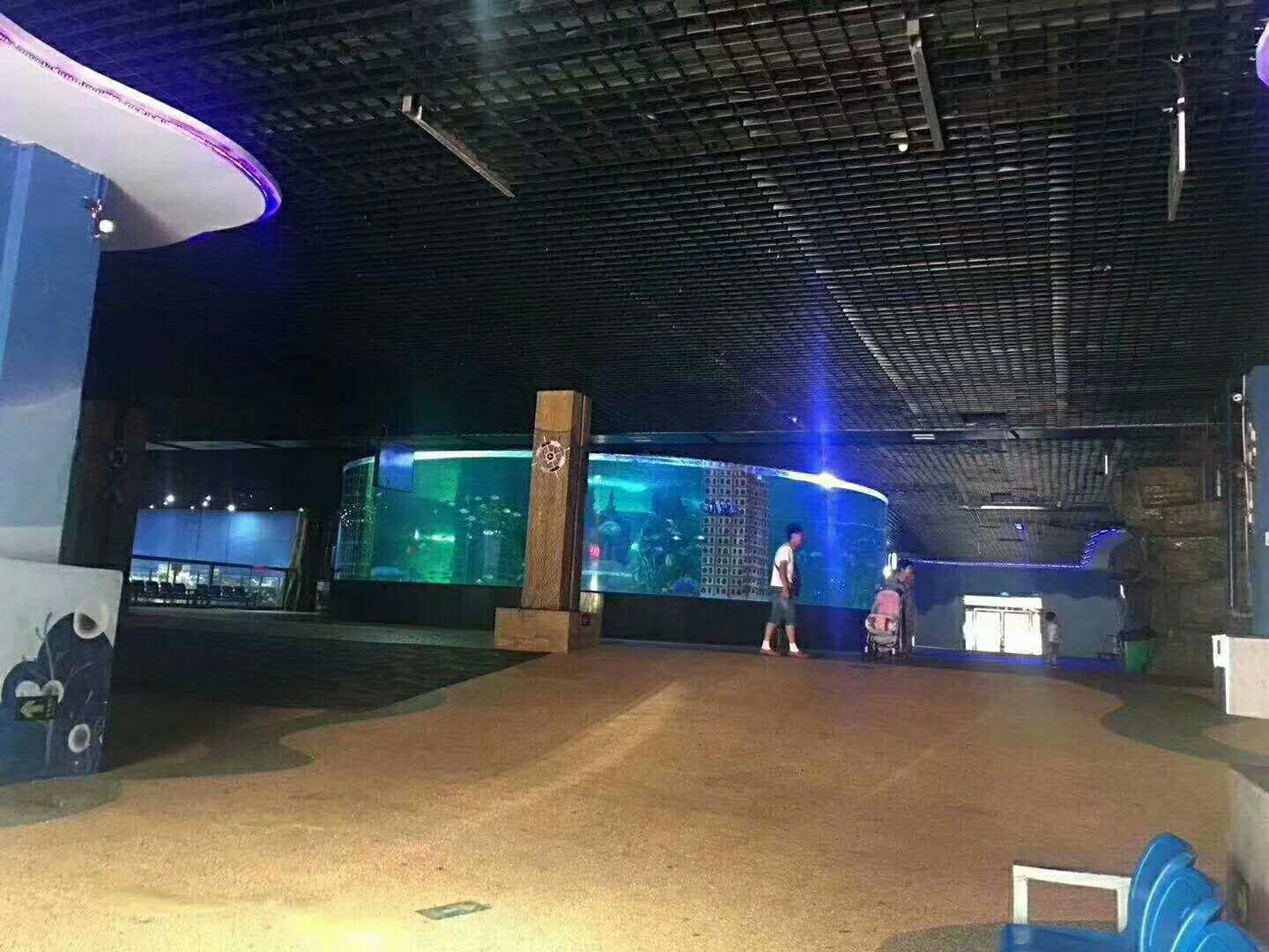 200克氧氣源臭氧發生器海洋館安裝現場1.jpg